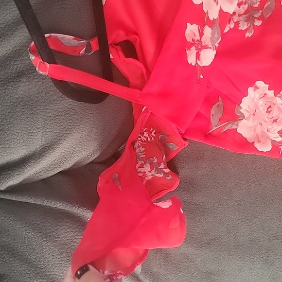 Juniors' Plus Size Speechless Ruffled High-Low Hem Maxi Dress - Picture 4 of 6